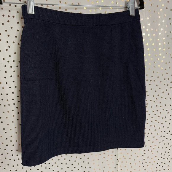 St.Johns Navy Blue Skirt - Picture 4 of 6
